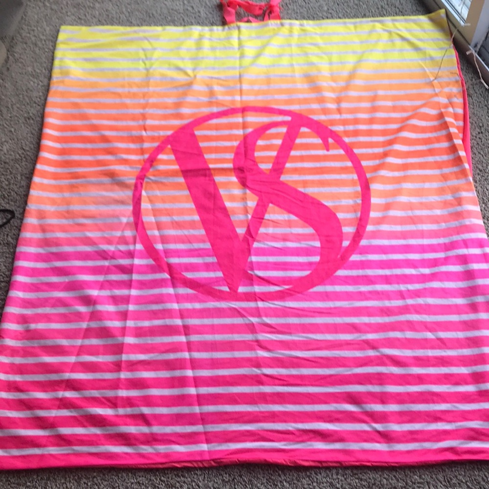 Victoria’s Secret beach blanket